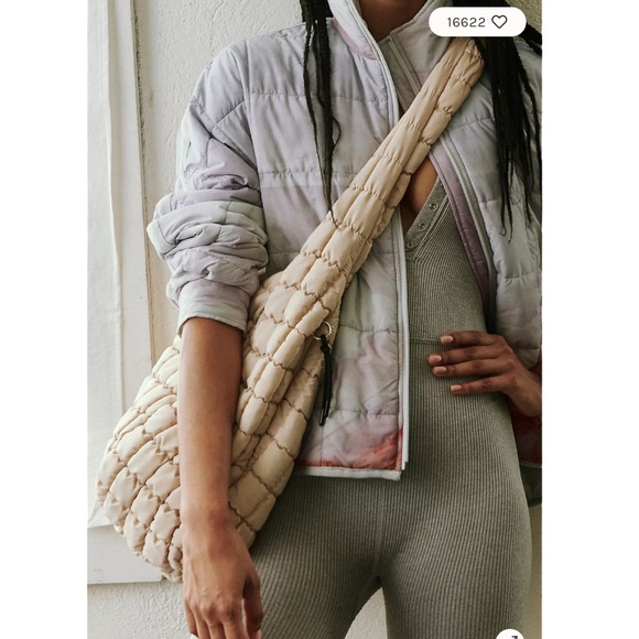 SOLD NWOT FP Movement Quilted Carryall Hobo Crossbody Packable Bag - Off White - Picture 3 of 11